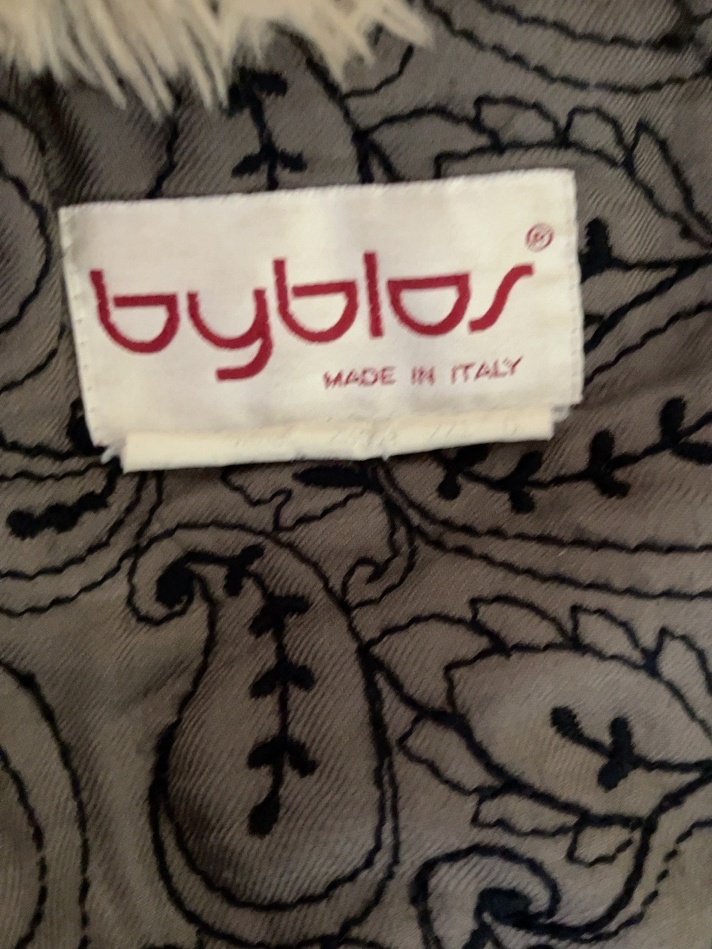 Vintage BYBLOS Italy Faux Fur Cocoon Statement Coat Beige Archival 80s 6057 - Picture 11 of 13